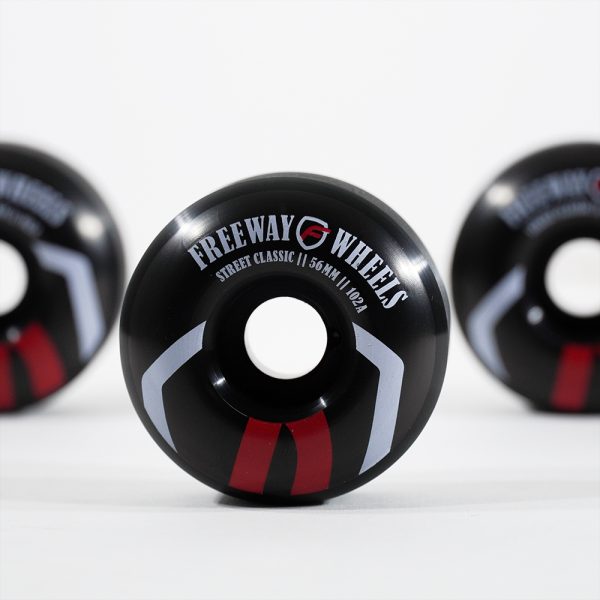 Freeway Llantas Street Classic Black